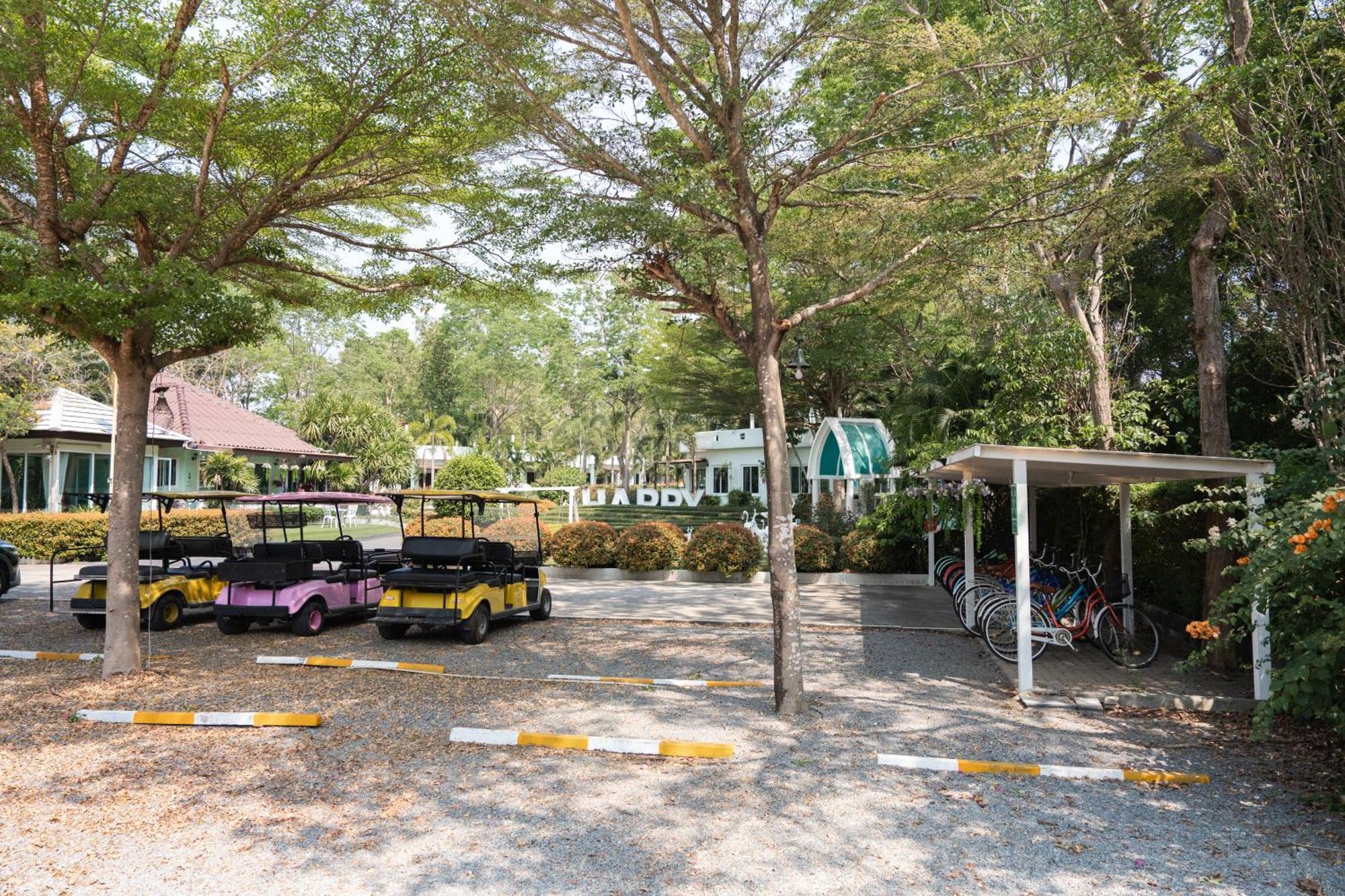 Villa Reina Resort Nong Nam Daeng Exterior photo