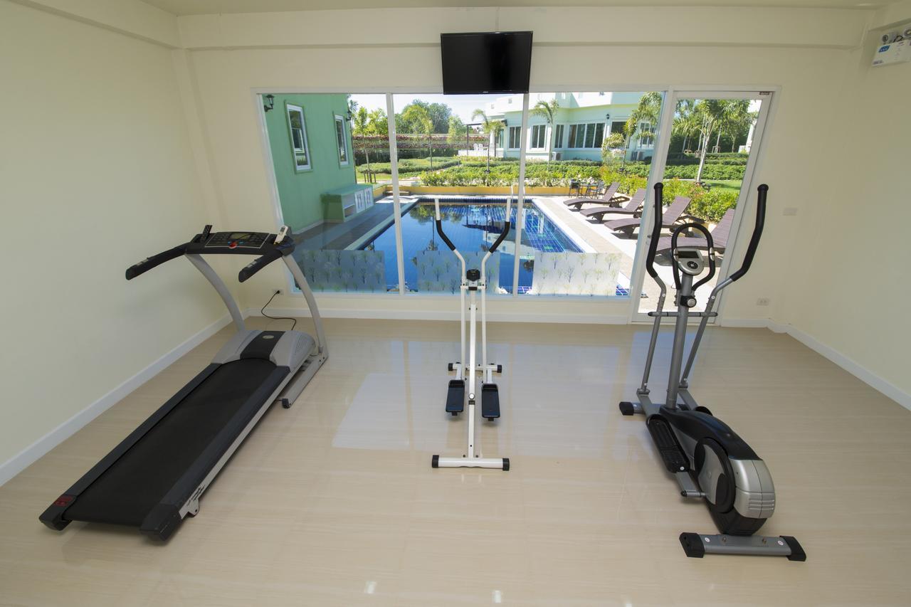 Villa Reina Resort Nong Nam Daeng Exterior photo